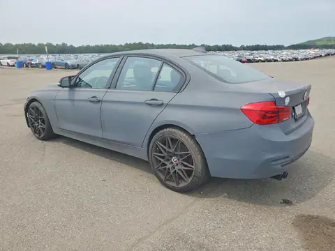 2018 BMW 330 VIN WBA8D9C53JA607876 фото 2