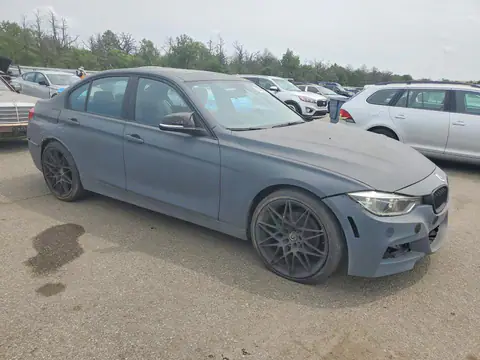 2018 BMW 330 VIN WBA8D9C53JA607876 фото 4