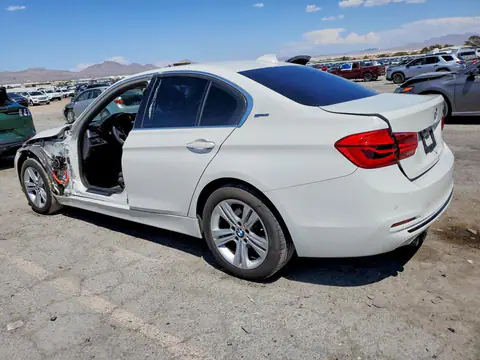 WBA8E1C3XHA029881 — 2017 BMW 330E, photo 2 from Copart 29.09.2026, Side