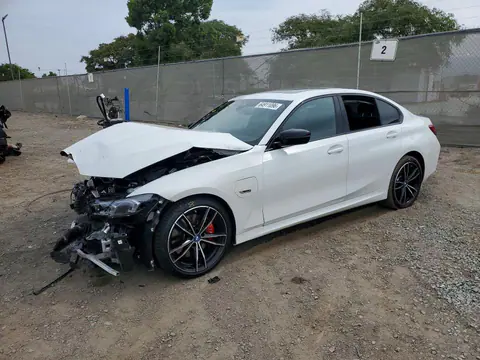 3MW39FF04P8D57207 — 2023 BMW 330E, Передняя часть (Front End), фото до ремонта