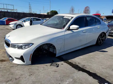 3MW5P9J0XM8B75479 — 2021 BMW 330XE, ქვედა ნაწილის დაზიანება (Undercarriage), ფოტოები შეკეთებამდე