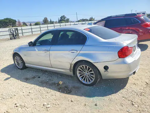 2011 BMW 335 VIN WBAPN7C5XBA779496 фото 2