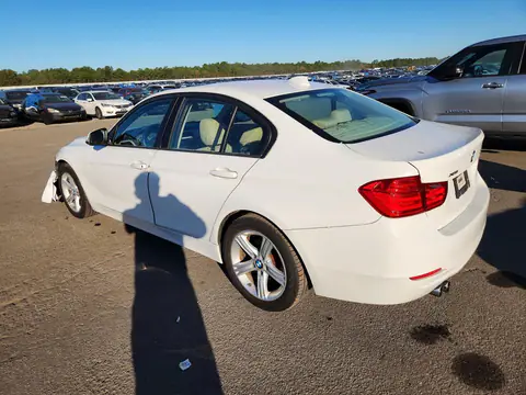 WBA3B5G50DNS01280 — 2013 BMW 3ER, фото 2 с аукциона Copart 16.10.2026, Передняя часть