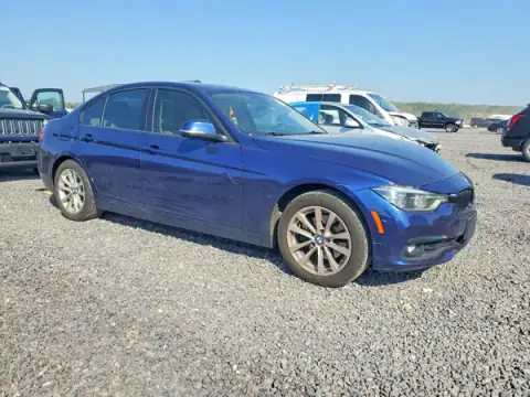WBA8E1G55JNU92375 — 2018 BMW 3ER, photo 4 from Copart, Front end