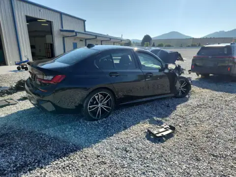 WBA5R1C57KAJ99776 — 2019 BMW 3ER, photo 3 from Copart 04.10.2026, Front end