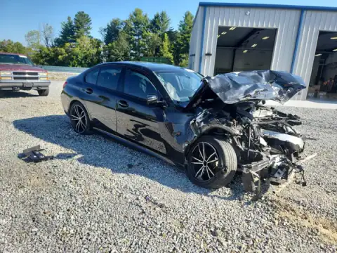 WBA5R1C57KAJ99776 — 2019 BMW 3ER, photo 4 from Copart 04.10.2026, Front end