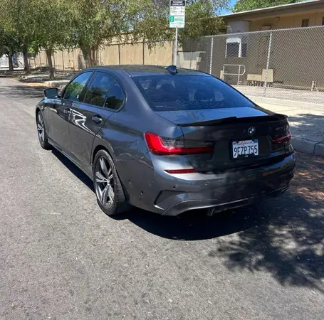 WBA5U7C02LFH47583 — 2020 BMW 3ER, фото 2 с аукциона Copart, Естественный износ