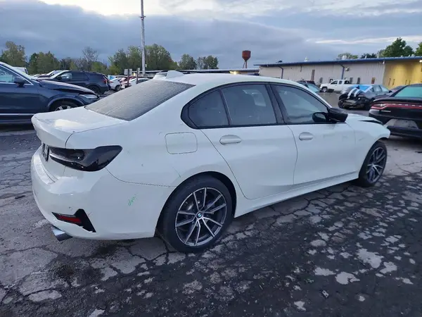 3MW5R7J05M8C18494 — 2021 BMW 3ER, photo 3 from Copart 19.10.2026, Front end