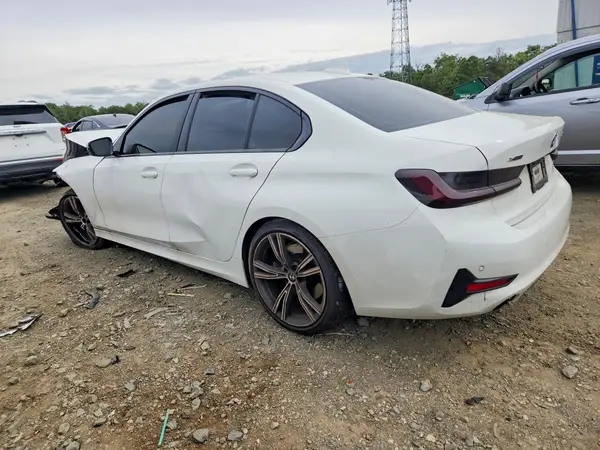 3MW5R7J09M8B86293 — 2021 BMW 3ER, photo 2 from Copart, Front end
