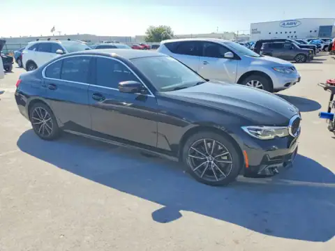 3MW5R7J07N8C37985 — 2022 BMW 3ER, ფოტო 4, Copart, მცირე ჩაღრმავებები და ნაკაწრები