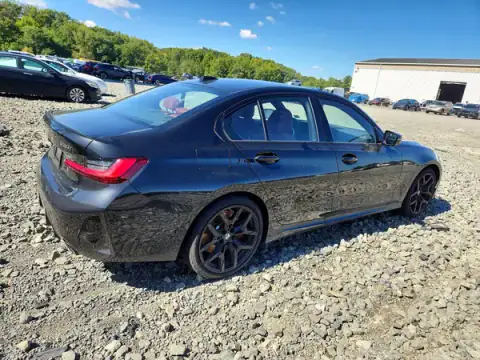 WBA23LA06TFW64611 — 2026 BMW 3ER, zdjęcie 3 z Copart 05.10.2026, Zalanie