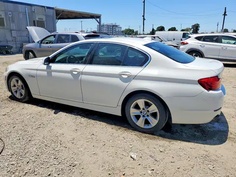 2013 BMW 528 VIN WBAXG5C58DDY30977 фото 2