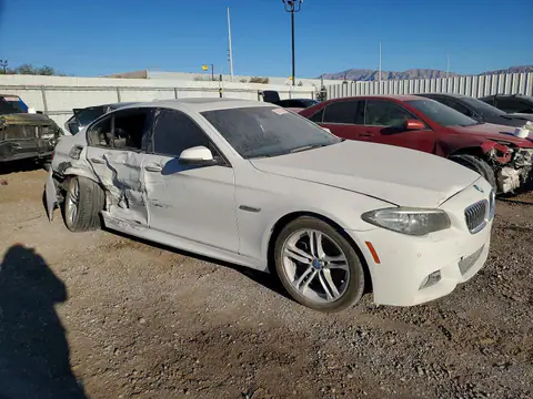WBA5A5C59FD517187 — 2015 BMW 528, фото 4 с аукциона Copart 13.10.2026, Боковая часть