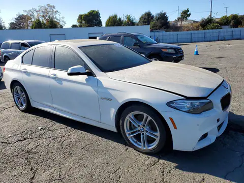 WBA5A7C50FD626052 — 2015 BMW 528, фото 4 с аукциона Copart 16.10.2026, Механические повреждения