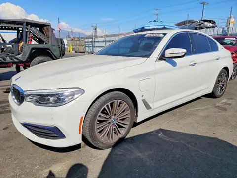 WBAJA9C5XJB033278 — 2018 BMW 530E, ЗАДНЯЯ ЧАСТЬ (Rear End), фото до ремонта