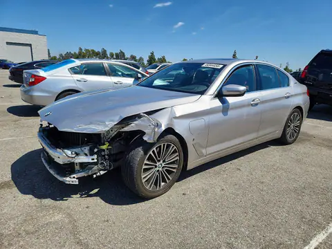 WBAJA9C55KB398663 — 2019 BMW 530E, Передняя часть (Front End), фото до ремонта