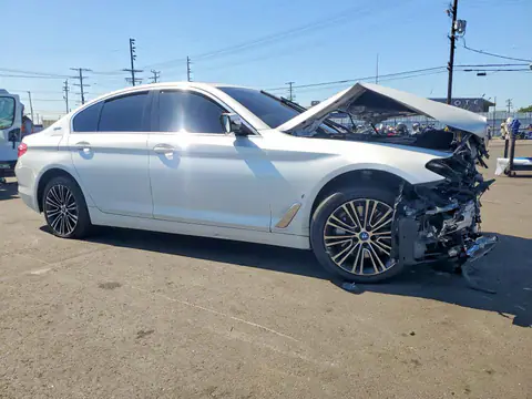 WBAJA9C55KB392684 — 2019 BMW 530E, photo 4 from Copart 26.10.2026, Front end