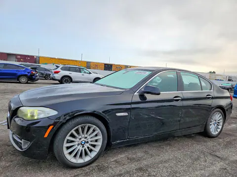 WBAFR7C56BC601315 — 2011 BMW 535, Боковая часть (Side), фото до ремонта