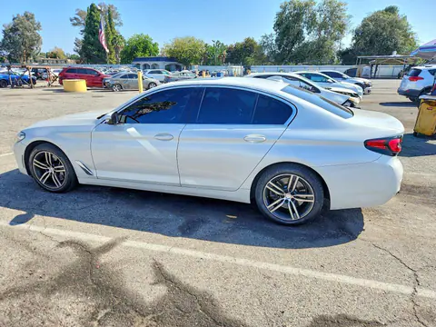 2021 BMW 540 VIN WBA53BJ02MCF82064 фото 2