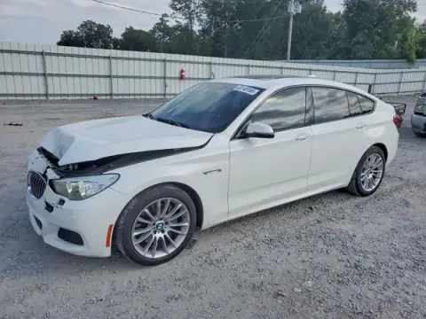 WBA5M4C56HD186993 — 2017 BMW 5ER, Przód (Front End), zdjęć przed naprawą