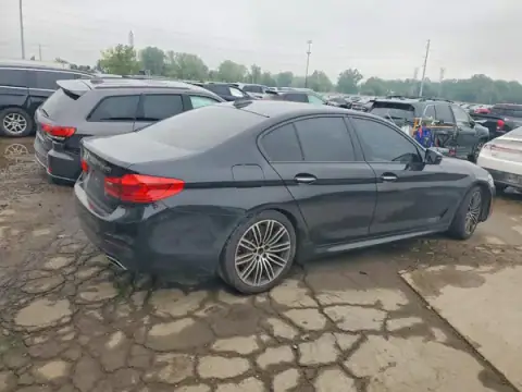 WBAJE7C35HWA03313 — 2017 BMW 5ER, zdjęcie 3 z Copart 06.10.2026, Zalanie