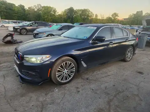 WBAJB1C5XJB084813 — 2018 BMW 5ER, Tył (Rear End), zdjęć przed naprawą
