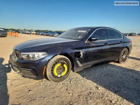 WBAJA9C52KB254035 — 2019 BMW 5ER, Front end, before-repair photos