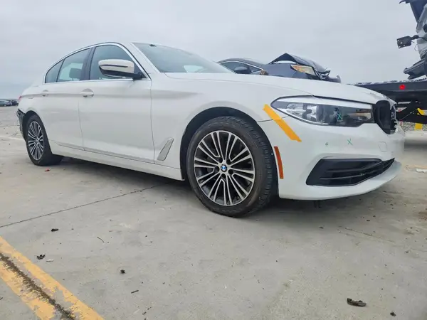 WBAJR3C09LWW60446 — 2020 BMW 5ER, photo 4 from Copart, Rear end