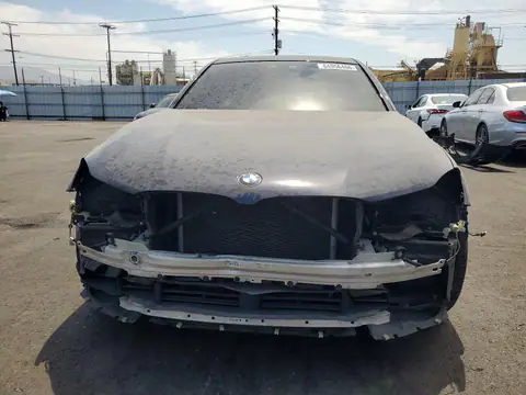 WBA7E2C53KB217193 — 2019 BMW 740, foto 5 de Copart 28.09.2026, Parte delantera