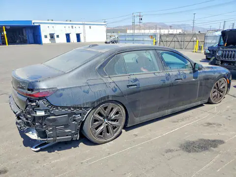 WBA23EH03PCN48162 — 2023 BMW 740, photo 3 from Copart 28.10.2026, Rear end