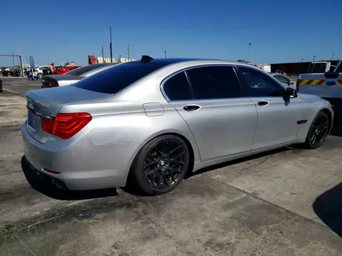 2011 BMW 750 VIN WBAKB8C57BCY66690 фото 3
