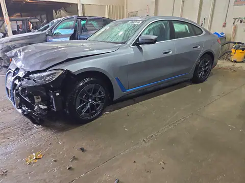 WBY73AW0XRFS80506 — 2024 BMW i4, Parte delantera, fotos antes de reparar