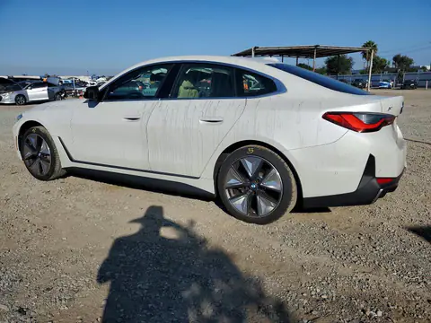 WBY23HD03SFT92446 — 2025 BMW i4, photo 2 from Copart 23.10.2026, Side