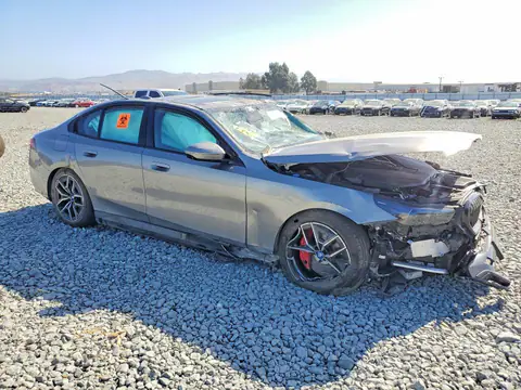 WBY33FK07RCS17883 — 2024 BMW I5, photo 4 from Copart 19.10.2026, Rollover