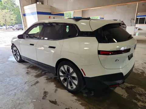 2023 BMW IX VIN WB523CF05PCL70695 фото 2