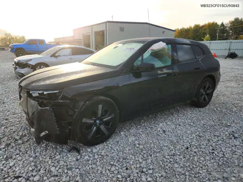 WB523CF01SCU90843 — 2025 BMW iX, Передняя часть, фото до ремонта