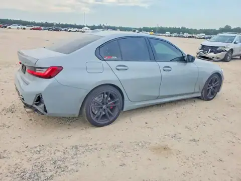 3MW49FS02P8D05231 — 2023 BMW M3, фото 3 з Copart, Пошкодження знизу