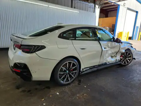 WBA63FB07TFX13090 — 2026 BMW M4, foto 3 de Copart 21.09.2026, Lateral