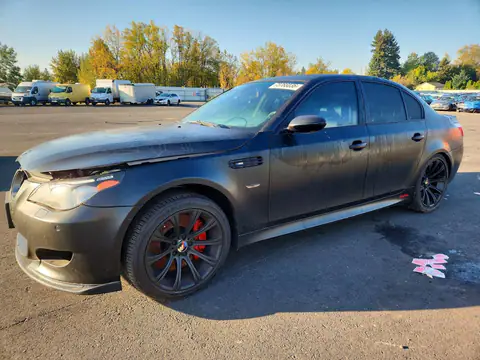 WBSNB93546CX06710 — 2006 BMW M5, Minor dents and scratches, before-repair photos