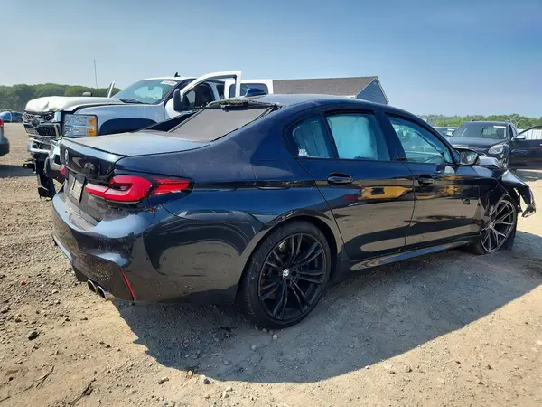 WBSJF0C58KB284794 — 2019 BMW M5, photo 3 from Copart 07.10.2026, All-over damage