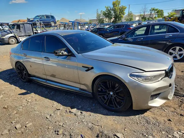 WBSJF0C54KB447389 — 2019 BMW M5, фото 4 с аукциона Copart, Передняя часть