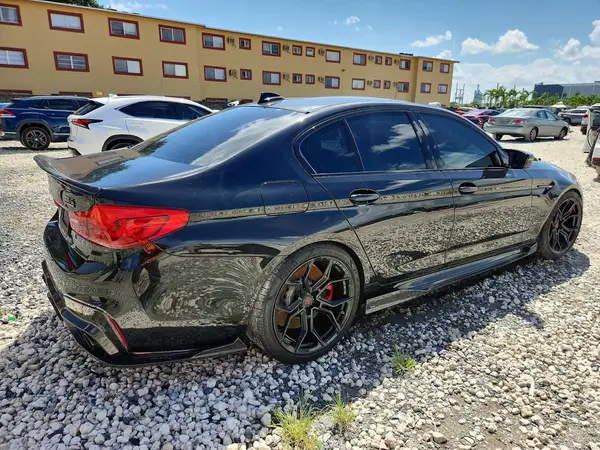 WBSJF0C08LCD73106 — 2020 BMW M5, photo 3 from Copart, Minor dents and scratches