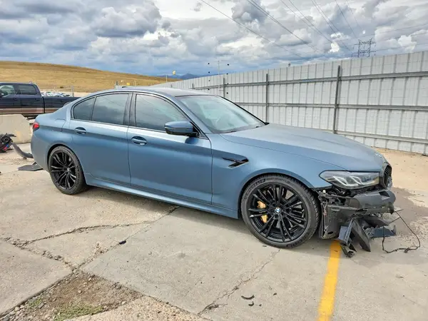 WBS83CH07MCF60761 — 2021 BMW M5, photo 4 from Copart, Front end