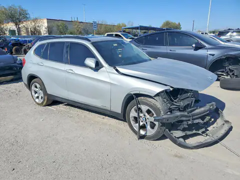 WBAVM1C56EVW49526 — 2014 BMW X1, фото 4 с аукциона Copart 29.09.2026, Передняя часть