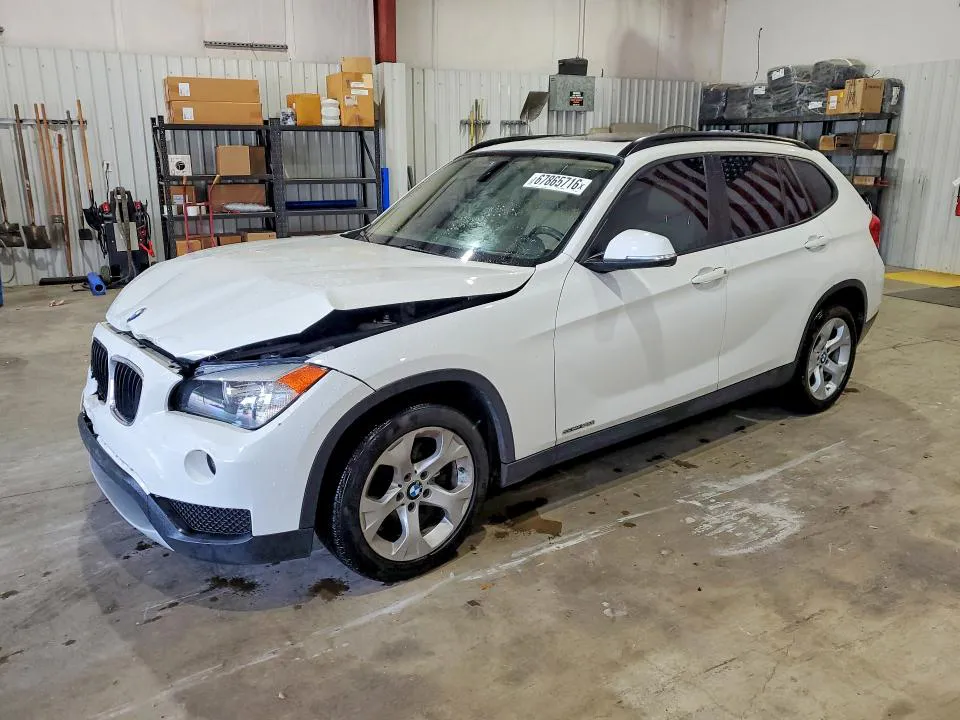 2014 BMW X1 VIN WBAVM1C50EVW55581 фото 1