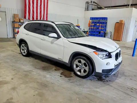 2014 BMW X1 VIN WBAVM1C50EVW55581 фото 4