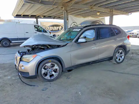 WBAVM1C53EVW54098 — 2014 BMW X1, Parte delantera (Front End), fotos antes de reparar