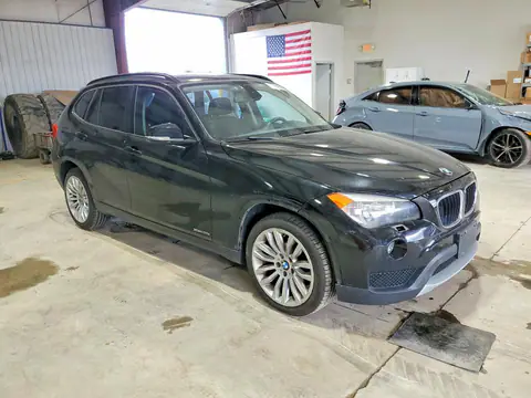 2014 BMW X1 VIN WBAVL1C58EVY11725 фото 4