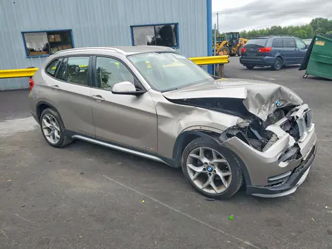 2015 BMW X1 VIN WBAVL1C52FVY39702 фото 4