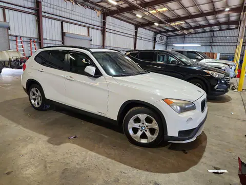 2015 BMW X1 VIN WBAVM1C57FV316527 фото 4
